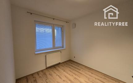 Na prenájom 2i byt v Šamoríne s balkónom a parkovacím státím