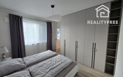 Na prenájom 2i byt v Rovinke s parkovacím státím