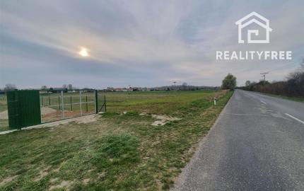 Na predaj pozemok v Rohovce-Šulianske jazero, 1806 m2