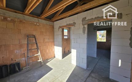 Na predaj pozemok 901 m2, Vojka na d Dunajom