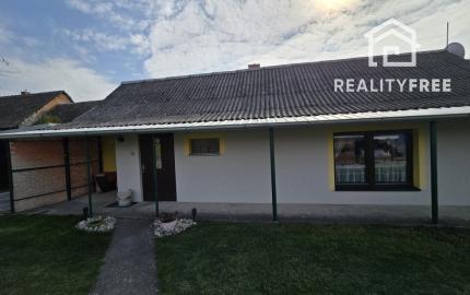 Na predaj: Rodinný dom na pozemku 1803 m², obec Baka