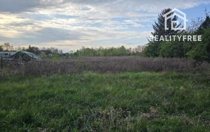 Na predaj: pozemok 2932 m², obec Veľká Paka, časť Čukárska Paka