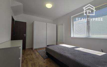 Na prenájom: Slnečný 3i kompletne zariadený byt 65 m2 s terasou, záhradkou a parkovaním – Jelka