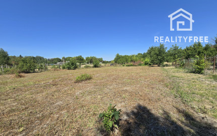 Na predaj: pozemok 2932 m², obec Veľká Paka, časť Čukárska Paka