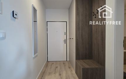 Na prenájom 2i byt v Rovinke s parkovacím státím