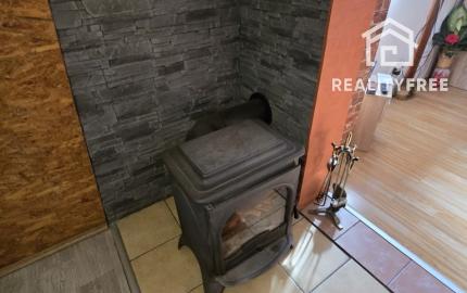 Na predaj: Rodinný dom na pozemku 1803 m², obec Baka