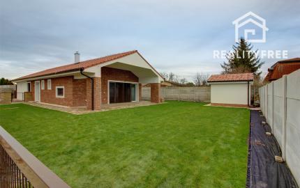 Na predaj: krásny 5izbový inteligentný rodinný dom v tichej lokalite, 15 min. od BA – Čakany,  stav nadštandard