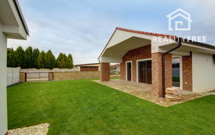 Na predaj: krásny 5izbový inteligentný rodinný dom v tichej lokalite, 15 min. od BA – Čakany,  stav nadštandard