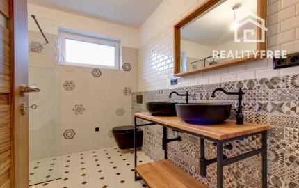 Na predaj: krásny 5izbový inteligentný rodinný dom v tichej lokalite, 15 min. od BA – Čakany,  stav nadštandard