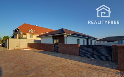 Na predaj: 4izbový rodinný dom – Michal na Ostrove,