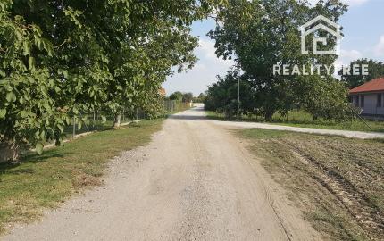 Na predaj pozemok 8046 m2 v  obci Tureň, okres Senec