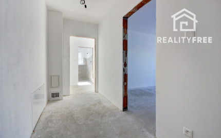 Na predaj 4i RD s pozemkom 723 m² v Malej Pake.