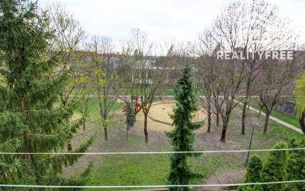 Na predaj: 3 izbový byt 66 m² , Mestský Majer,  Šamorín - kompletná rekonštrukcia