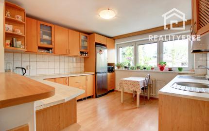 Predaj 7i RD 230m², 2x garáž, pozemok 580m², BA-Vrakuňa.