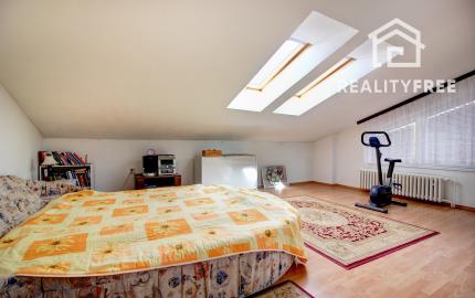 Predaj 7i RD 230m², 2x garáž, pozemok 580m², BA-Vrakuňa.