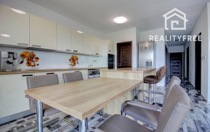 Na prenájom 4izbový rodinný dom Hamuliakovo