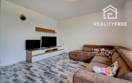 Na prenájom 4izbový rodinný dom Hamuliakovo