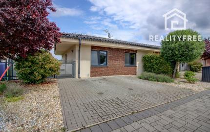 Na prenájom 4izbový rodinný dom Hamuliakovo