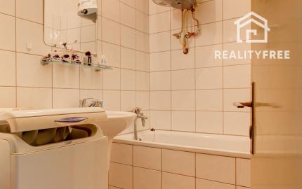 Na predaj priestranný 2i  byt v Komárne na Staničnej ulici