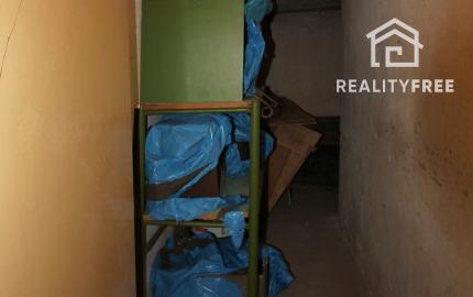 Na predaj priestranný 2i  byt v Komárne na Staničnej ulici