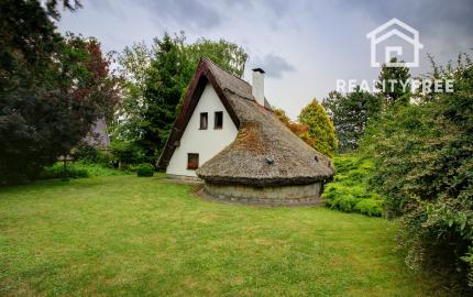 Na predaj chata s vlastným jazerom na 1208 m² pozemku v Trstenej na Ostrove