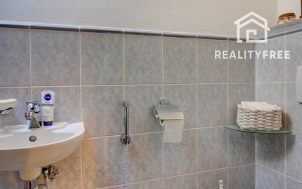 REZERVOVANÝ - Predaj 6i RD 310m2 s garážou, zimnou záhradou-Dunajská Lužná