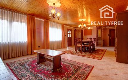 Na predaj 6 izbový rodinný dom v Mosonmagyaróvári na 1059 m² pozemku