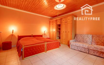 Na predaj 6 izbový rodinný dom v Mosonmagyaróvári na 1059 m² pozemku