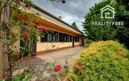 Na predaj 6 izbový rodinný dom v Mosonmagyaróvári na 1059 m² pozemku