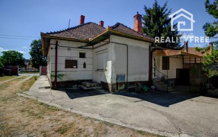Na predaj: 3 izbový rodinný dom na pozemku o rozlohe 361 m², Gabčíkovo
