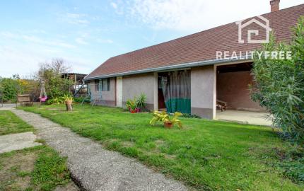 Na predaj: 4i RD, pozemok 1719 m², obec Vojka nad Dunajom