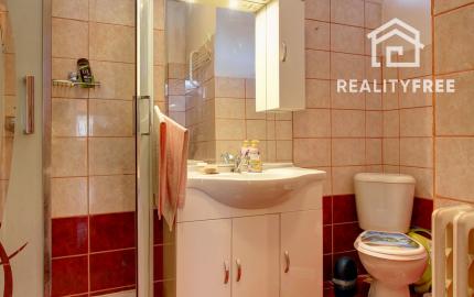 Na predaj: 4i RD, pozemok 1719 m², obec Vojka nad Dunajom