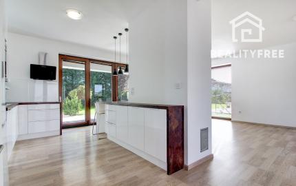 Na predaj: 5  izbový rodinný dom – Bratislava - Podunajské Biskupice