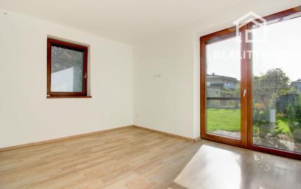 Na predaj: 5  izbový rodinný dom – Bratislava - Podunajské Biskupice