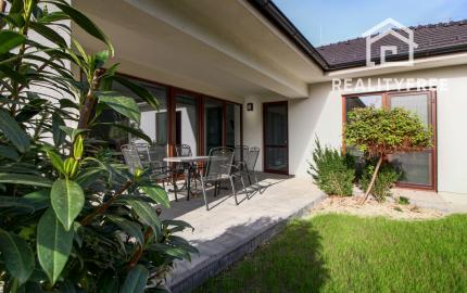 Na predaj: 5  izbový rodinný dom – Bratislava - Podunajské Biskupice