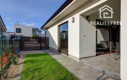 Na predaj: 5  izbový rodinný dom – Bratislava - Podunajské Biskupice