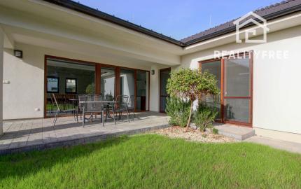 Na predaj: 5  izbový rodinný dom – Bratislava - Podunajské Biskupice