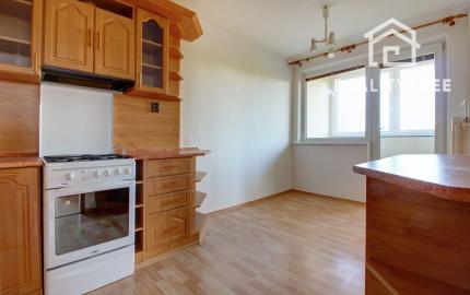 Na predaj: 3 izbový byt 70 m² s balkónom a loggiou  , Veterná,  Šamorín