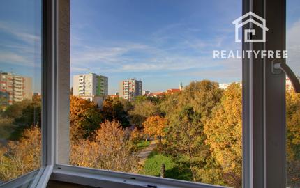 Na predaj: 3 izbový byt 70 m² s balkónom a loggiou  , Veterná,  Šamorín