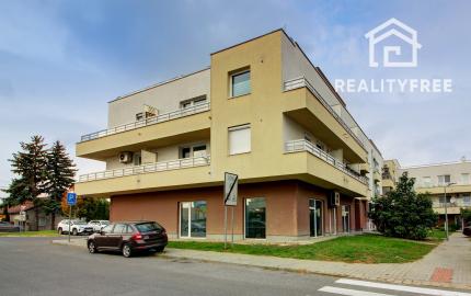 Prenájom nebytového priestoru/kancelárie 30m2 Rovinka