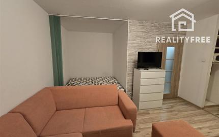 Na prenájom 1-izbový - Garsónka byt v Šamoríne, ulica Hlavná