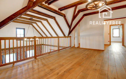 Vidiecka romantická vila na 840 m², 25 min. od Petržalky