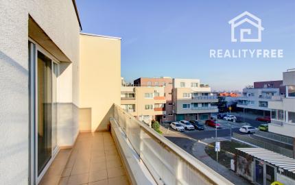 REZERVOVANÉ-  2-i. byt s dvoma terasami a parkovaním v Rovinke