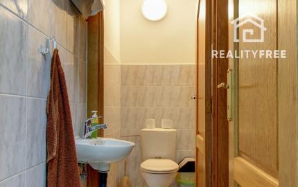 Na predaj: Komerčná budova, Báč