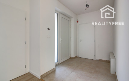 Na predaj: 4izbový rodinný dom kolaudovaný – Šamorín-Bučuháza,  stav štandard