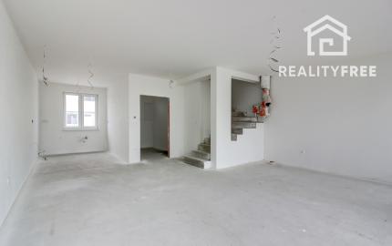 Na predaj – Moderný dvojpodlažný 4-izbový rodinný dom v Šamoríne, časť Mliečno