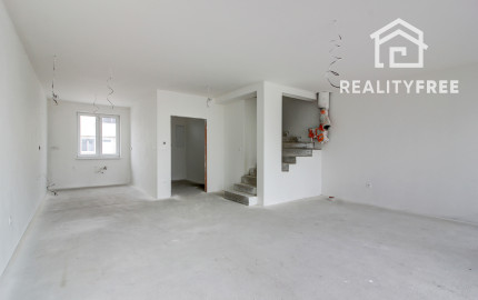 Na predaj – Moderný dvojpodlažný 4-izbový rodinný dom v Šamoríne, časť Mliečno
