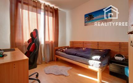 Na predaj: 2 izbový byt 49,79 m², Latorická,  BA-Pod. Biskupice