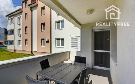 Na prenájom 2-izbový byt v Šamoríne – Hlboká ulica