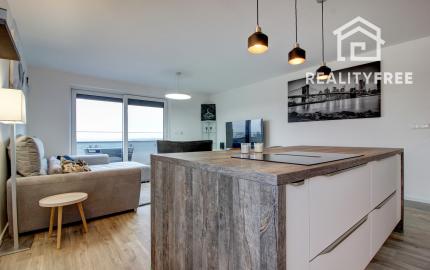 Na prenájom: 2-i byt s terasou, loggiou, bazénom a parkovaním v Rovinke